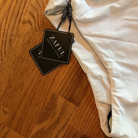 NWT Zaful Mauve/White Padded Knot Bikini Set (S) - Picture 10 of 13